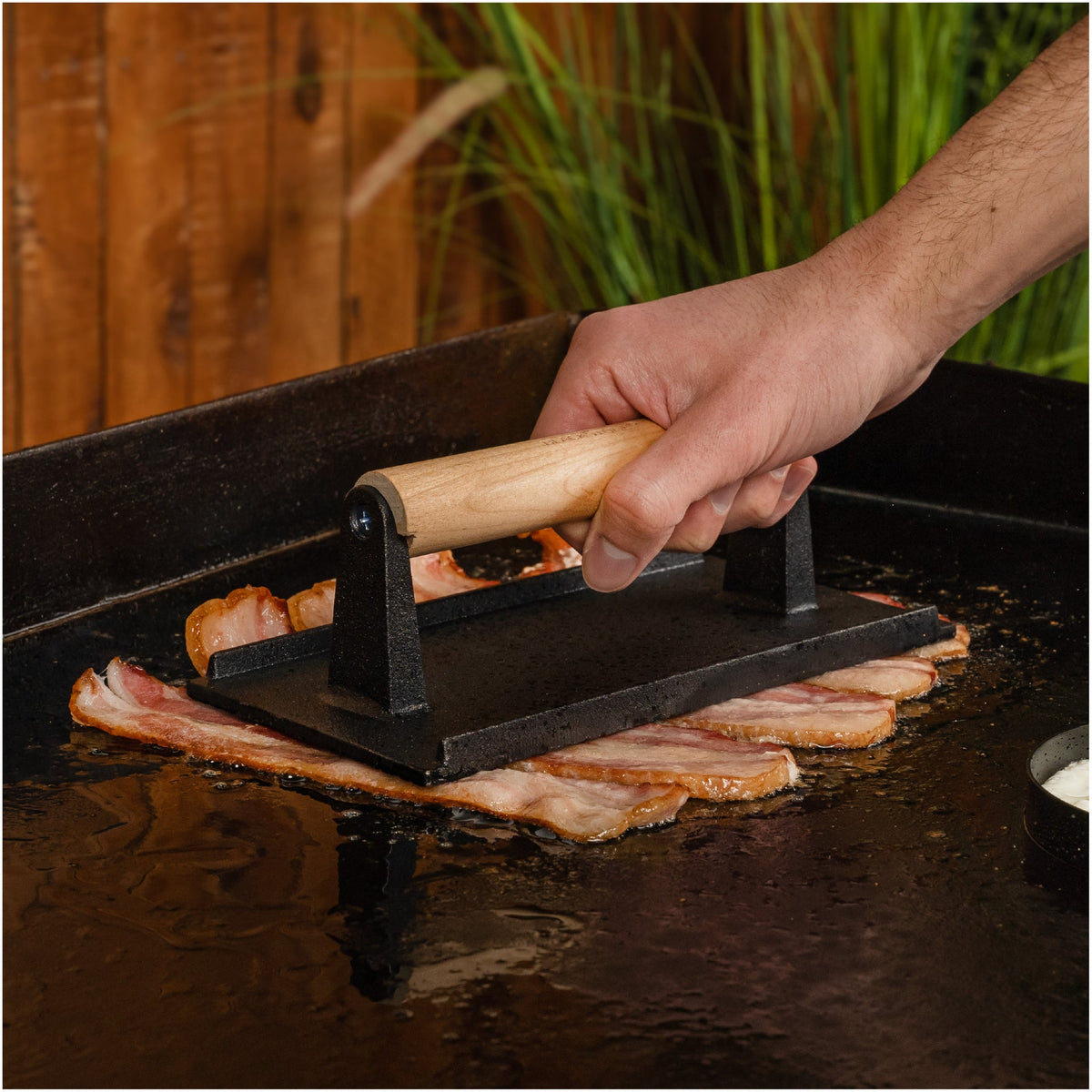 Blackstone 4 Piece Breakfast Kit - pressing bacon