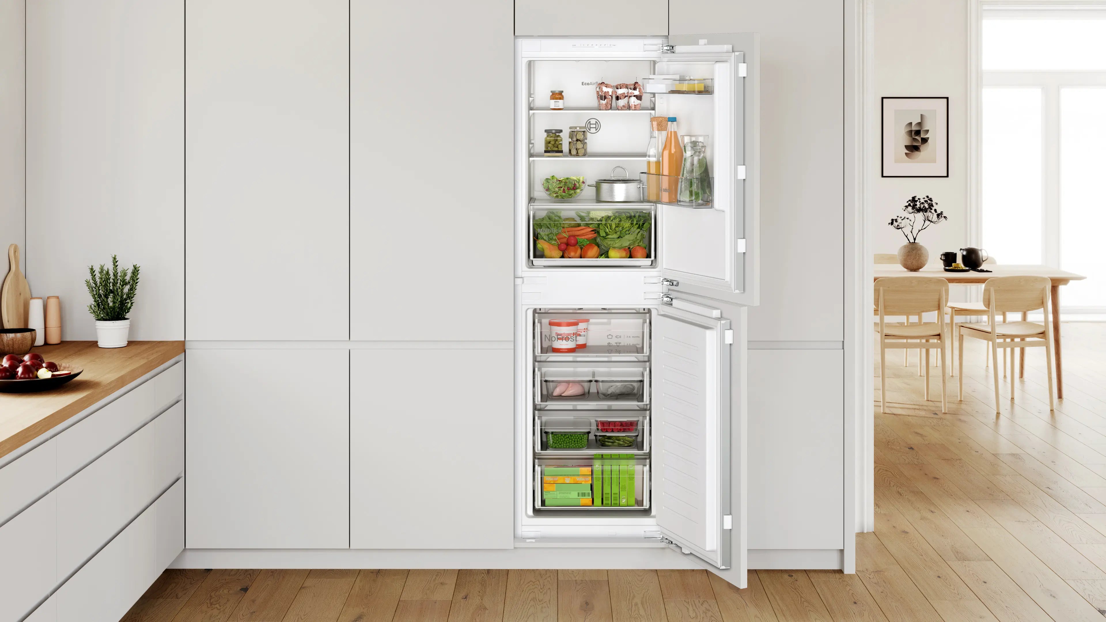 Bosch Series 2 249L Built-In Fridge Freezer | KIN85NFE0G