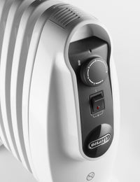 De'Longhi Nano 500W Oil-Filled Radiator - White - thermostat dial and on/off switch