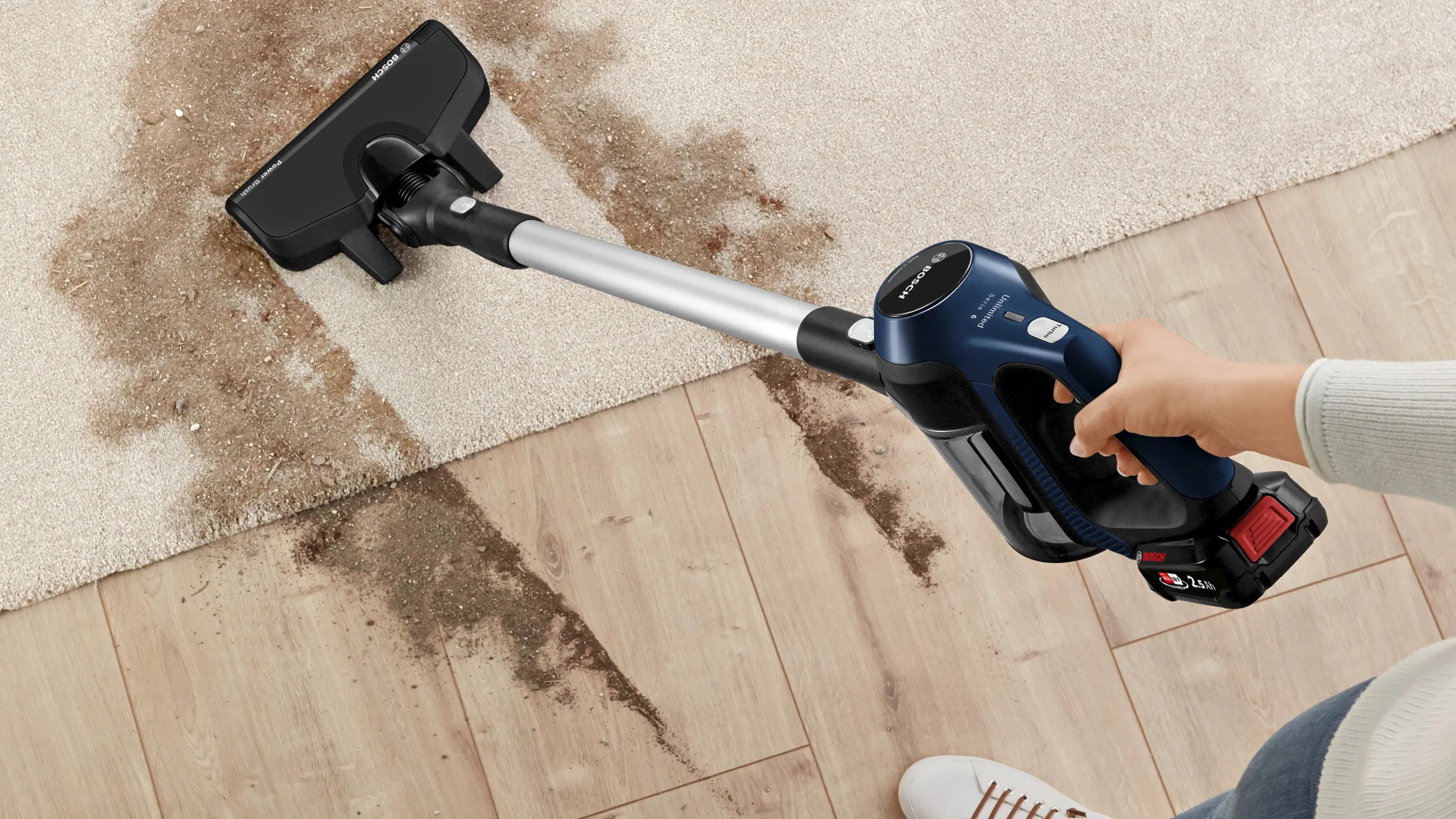 Bosch Unlimited 6 Cordless Vacuum Cleaner | BBS611GB