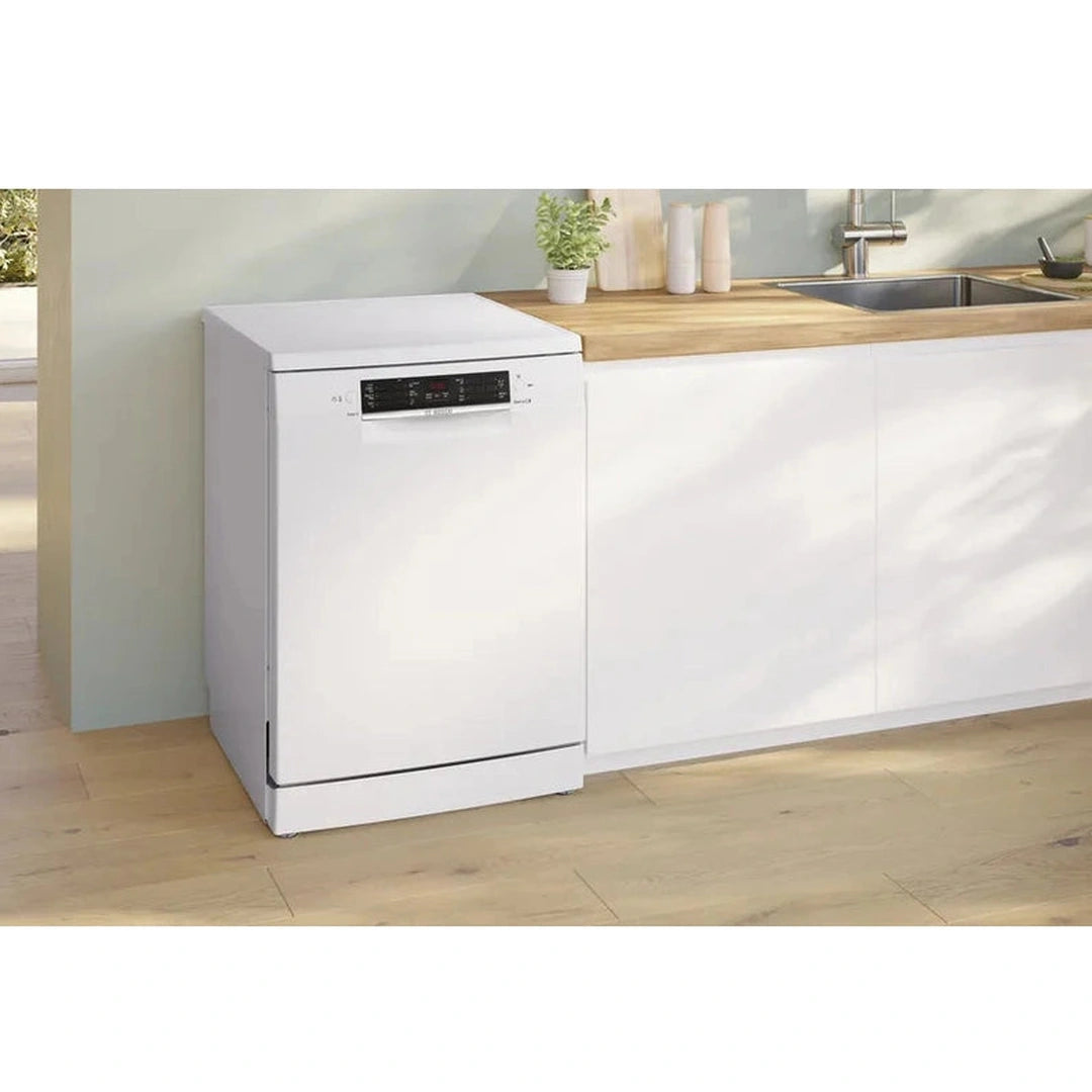Bosch Series 2 free-standing dishwasher 60 cm White | SMS26AW08G Bosch Dishwasher Euronics Ireland
