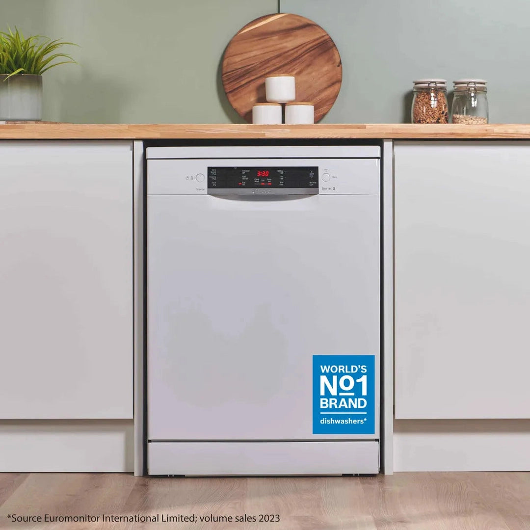 Bosch Series 2 free-standing dishwasher 60 cm White | SMS26AW08G Bosch Dishwasher Euronics Ireland
