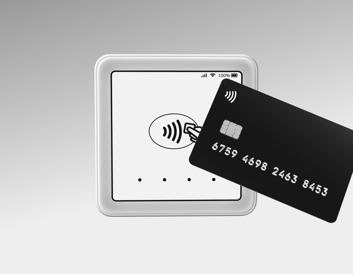 SumUp Solo Card Reader - taking a card payment