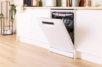Bosch SMS4EMW06G Series 4 freestanding 60cm dishwasher in White