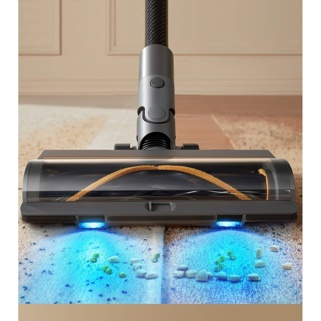 Dreame R20 VTV97A floor head with LED dust detection lighting on a hard floor