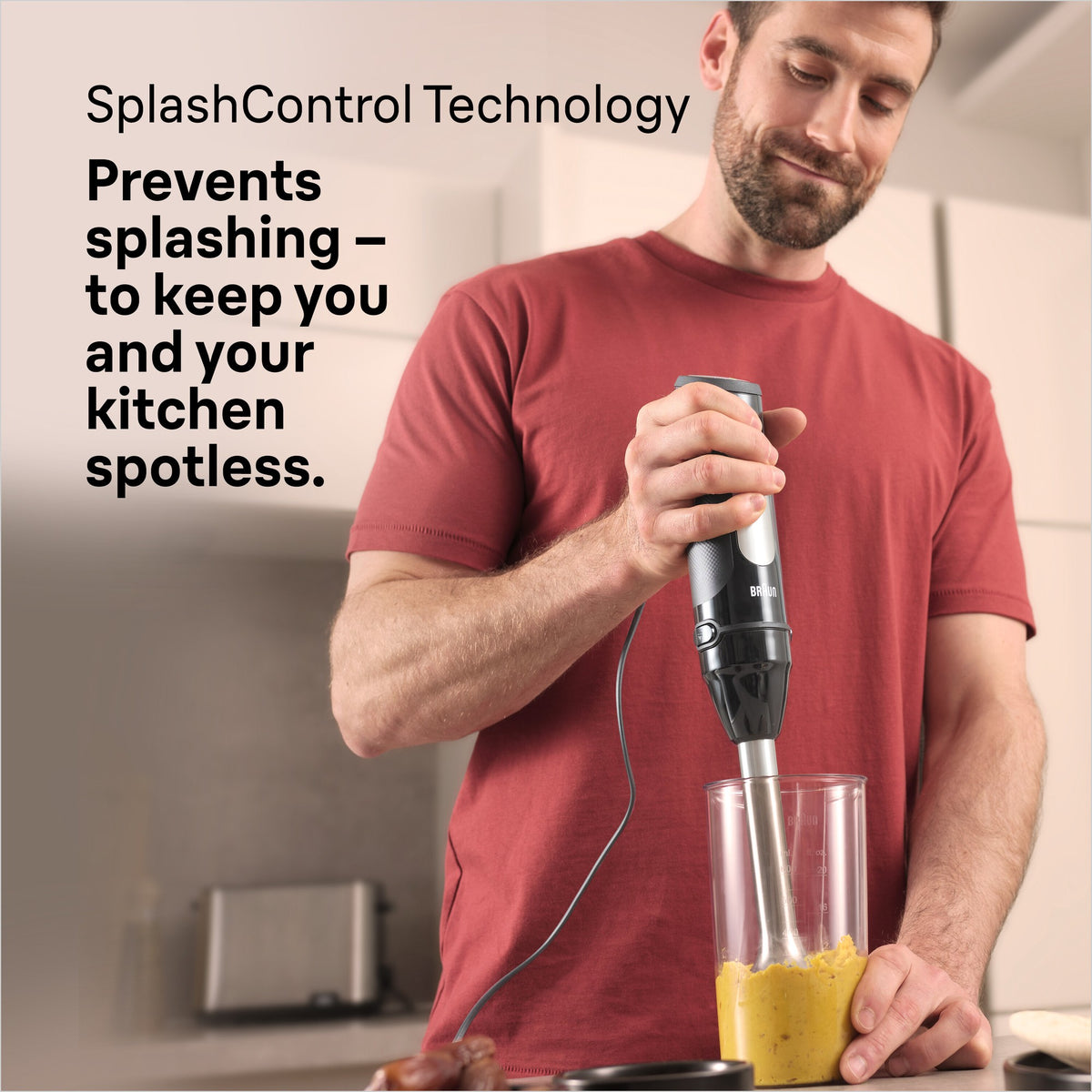 Braun MultiQuick 5 Pro Hand Blender - Black - SplashControl blending in use