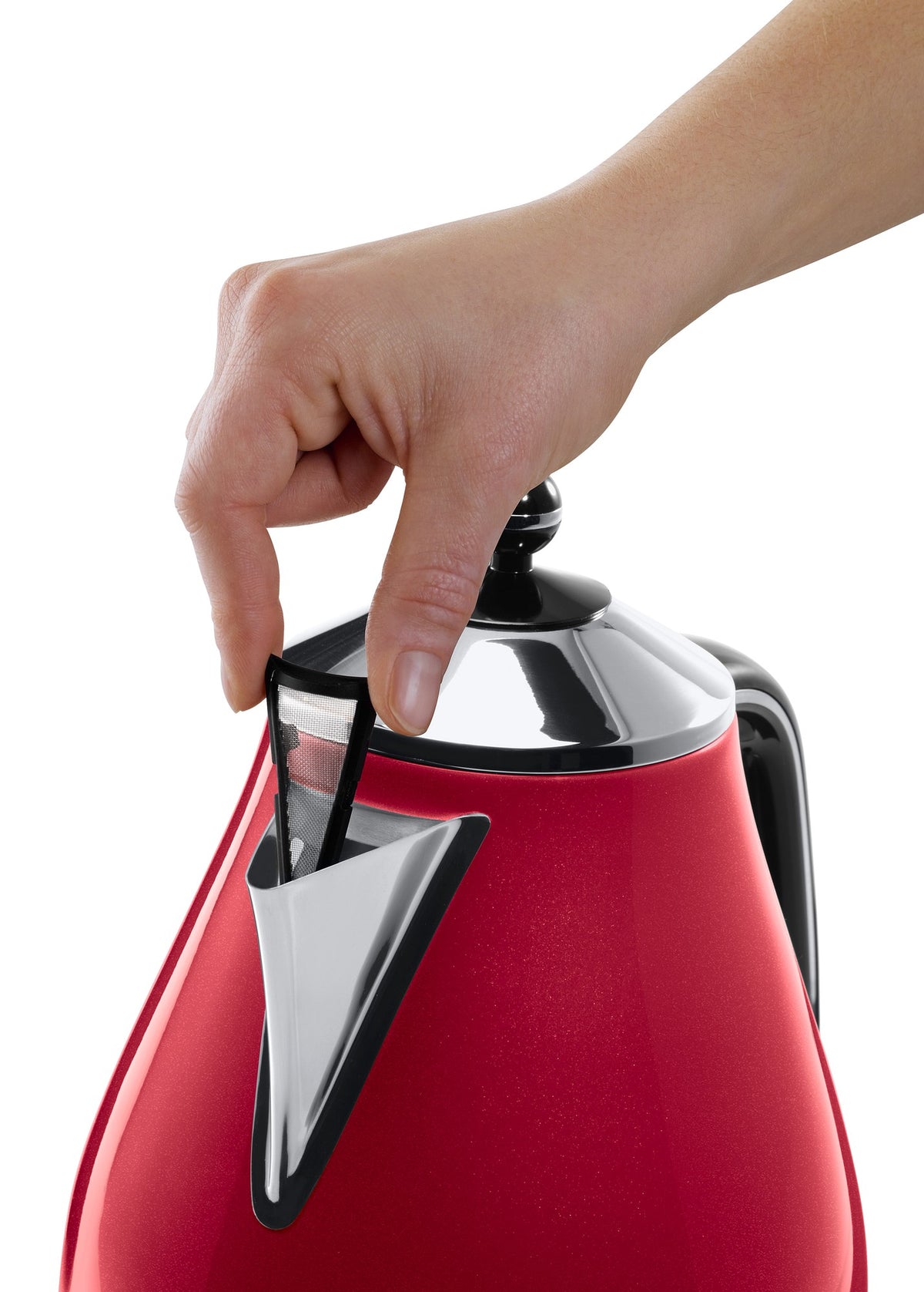 De'Longhi 1.7L Kettle - Red - removable limescale filter