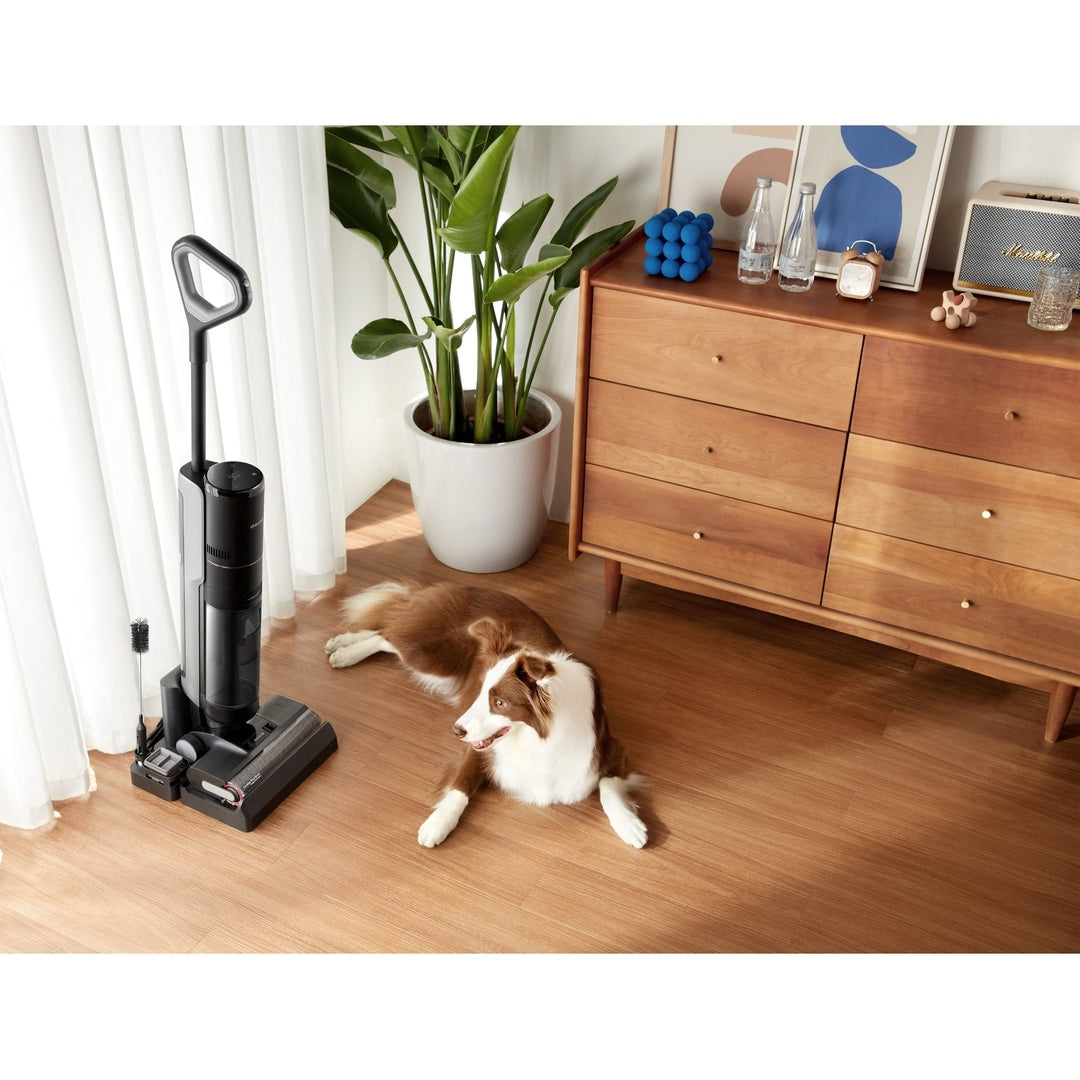 Dreame H12 Pro Wet and Dry Vacuum with Edge-to-edge cleaning | HHR25A Dreame Vacuum Cleaner Euronics Ireland