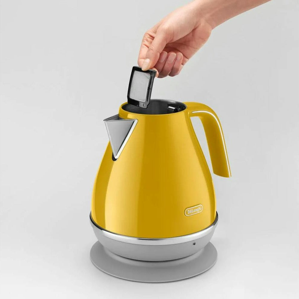 DeLonghi Icona Capitals Kettle | Yellow