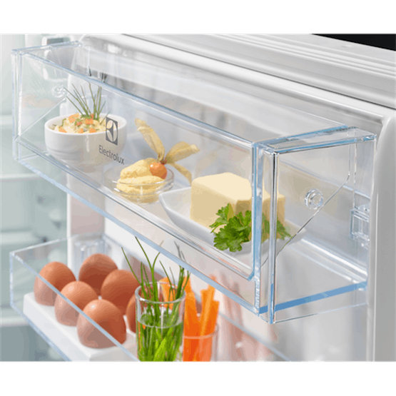 Electrolux Series 600 54 cm Integrated Fridge Freezer – view 3