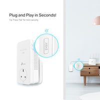 TP-Link TL-WPA8631P KIT AV1300 Gigabit Passthrough Powerline ac Wi-Fi Kit — detail view highlighting the Pair button