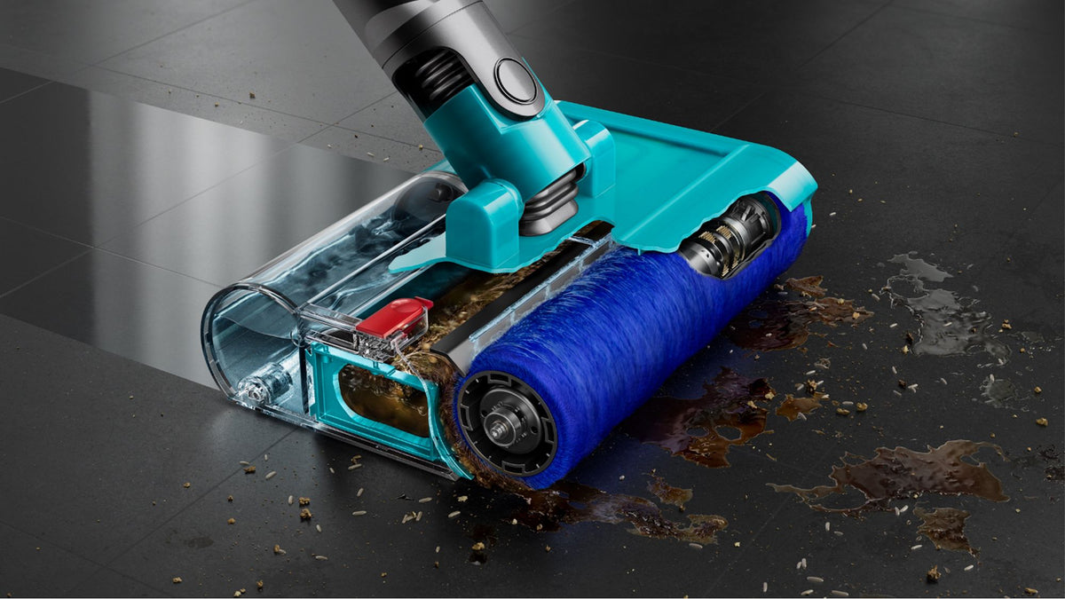 Dyson V15s Detect Submarine Wet & Dry Cordless Vacuum Cleaner - Yellow/Nickel - washing a hard floor