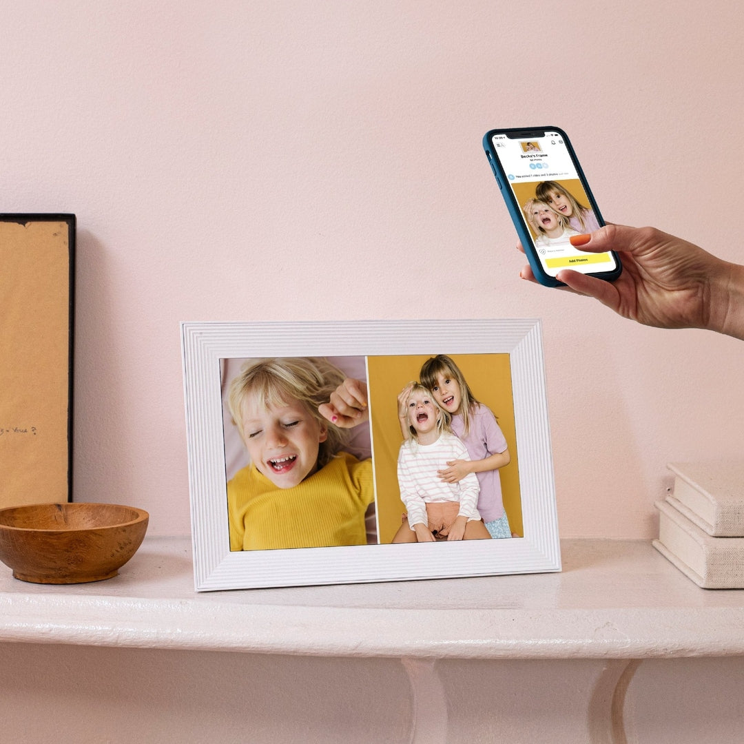 AURA Carver 10.1" WiFi Digital Photo Frame - Seasalt | UKA900-WHT Aura Digital Photo Frame Euronics Ireland