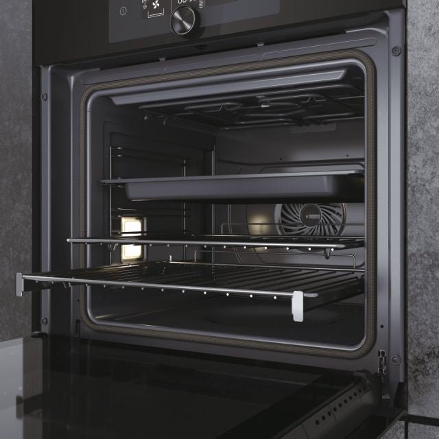 Haier I-Turn Series 6 70L Built-In Electric Single Oven - Black | HWO60SM6F8BH Haier Oven Euronics Ireland
