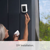 Ring White Spotlight Cam Pro, Battery Outdoor Camera | B09DRCXV4C Ring Euronics Ireland