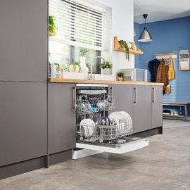 Beko 60cm 15 Place Freestanding Dishwasher | BDFN26520Q Beko Dishwasher Euronics Ireland