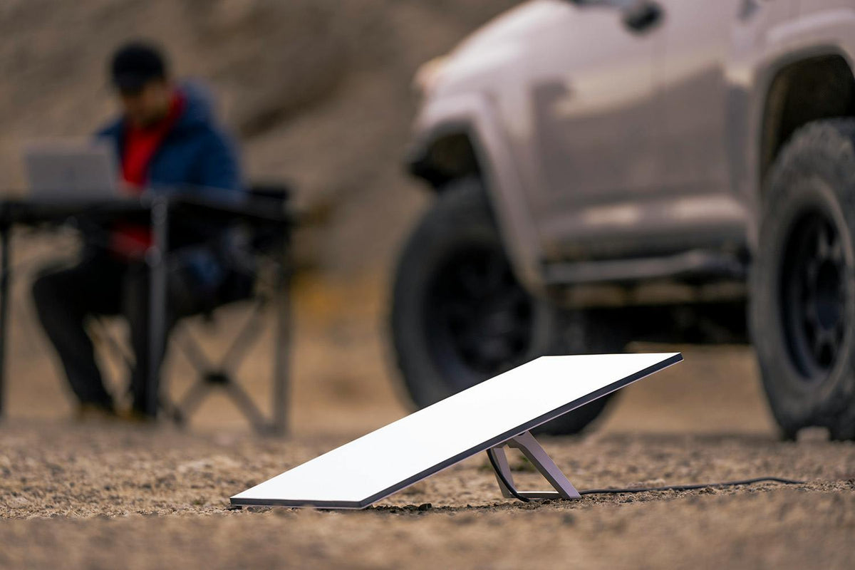 Starlink Standard Satellite Antenna & WiFi Router Kit - in use outdoors