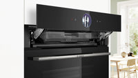Bosch Series 8 compact combi-steam oven with air fry in Black