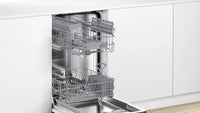 Bosch SPV2HKX02G Series 2 fully integrated 45cm slimline dishwasher