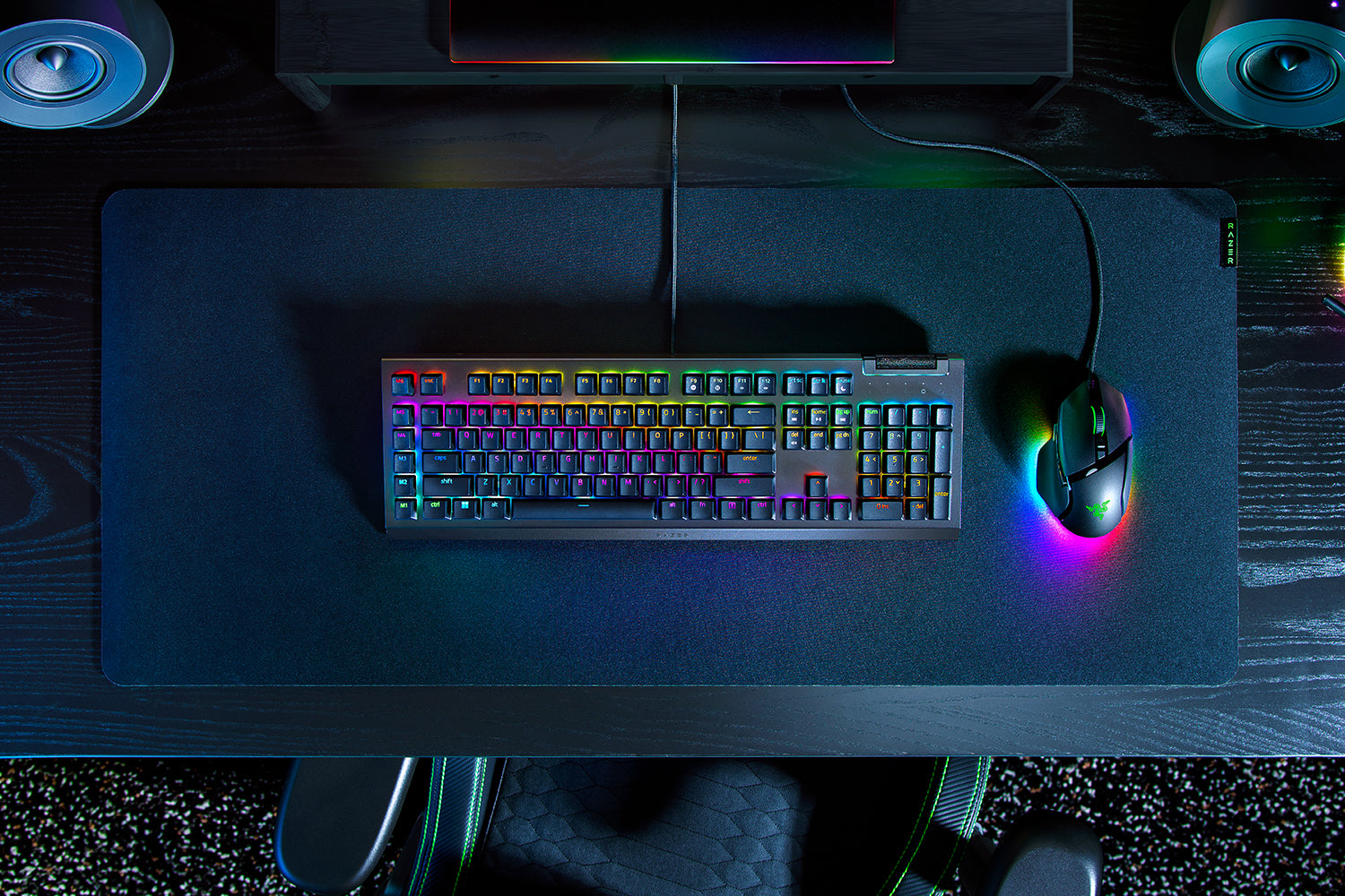 Razer BlackWidow V4 X Mechanical Gaming Keyboard, Green Switch, UK Layout, Black product image