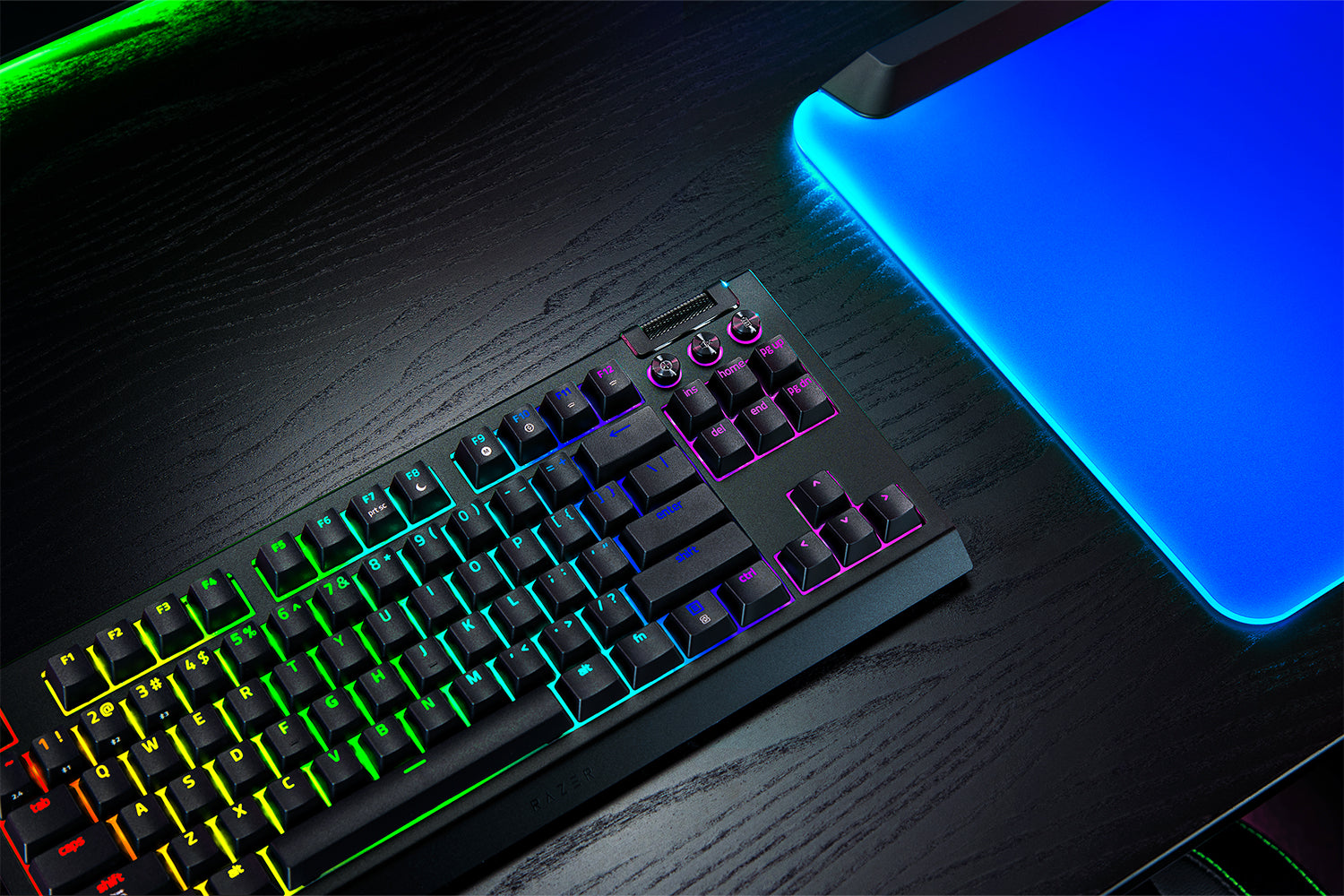 Razer BlackWidow V4 Tenkeyless HyperSpeed Wireless Gaming Keyboard, Orange Switch, UK Layout, Black product image