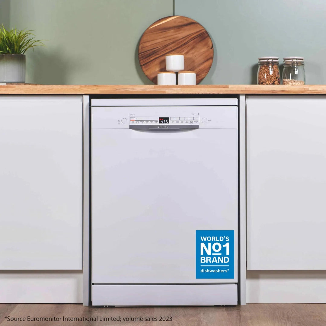 Bosch Series 2 free-standing dishwasher 60 cm White | SMS2HVW67G Bosch Dishwasher Euronics Ireland