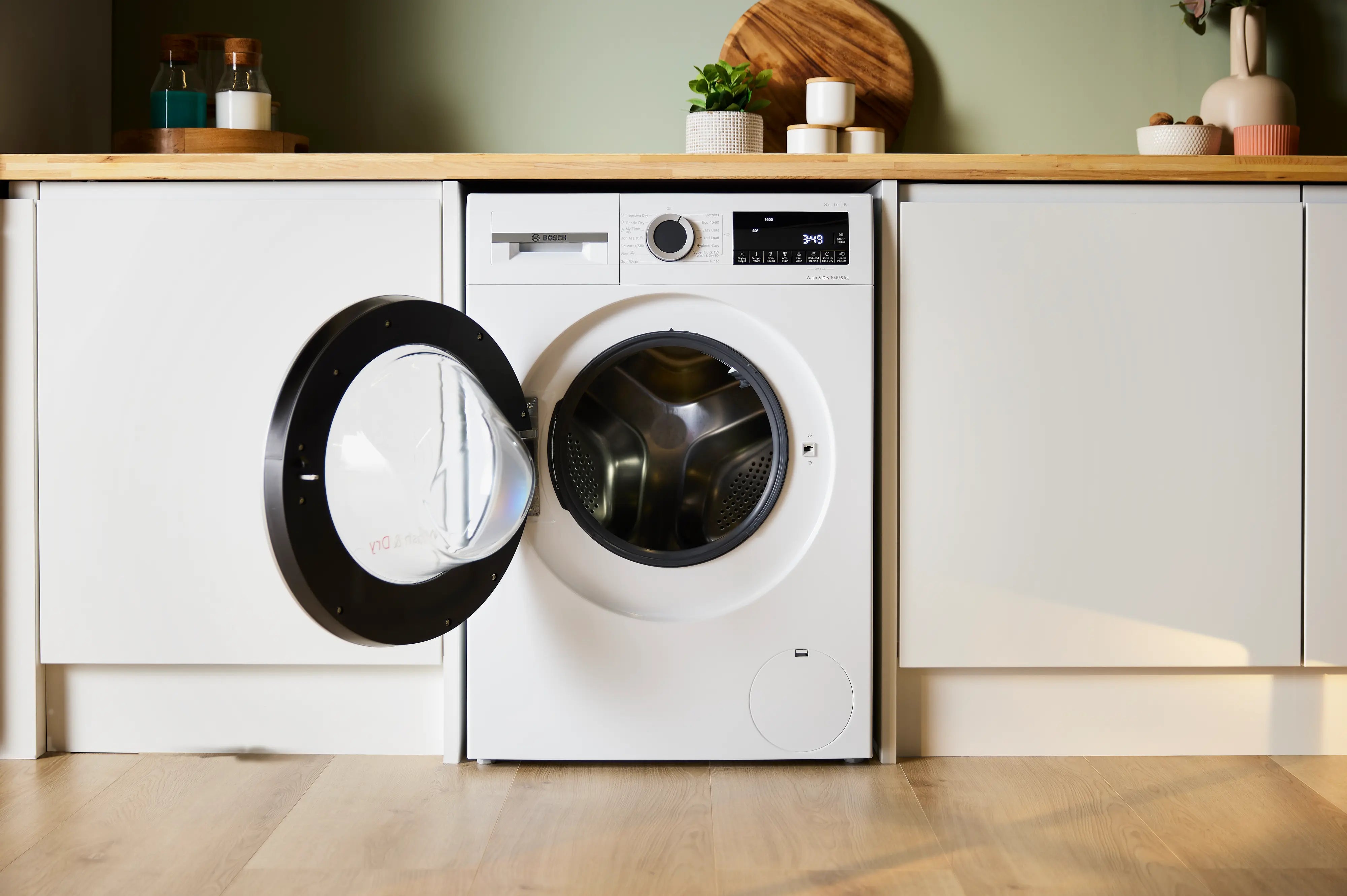 Bosch WNG25401GB Series 6 freestanding 10.5/6kg washer dryer in White