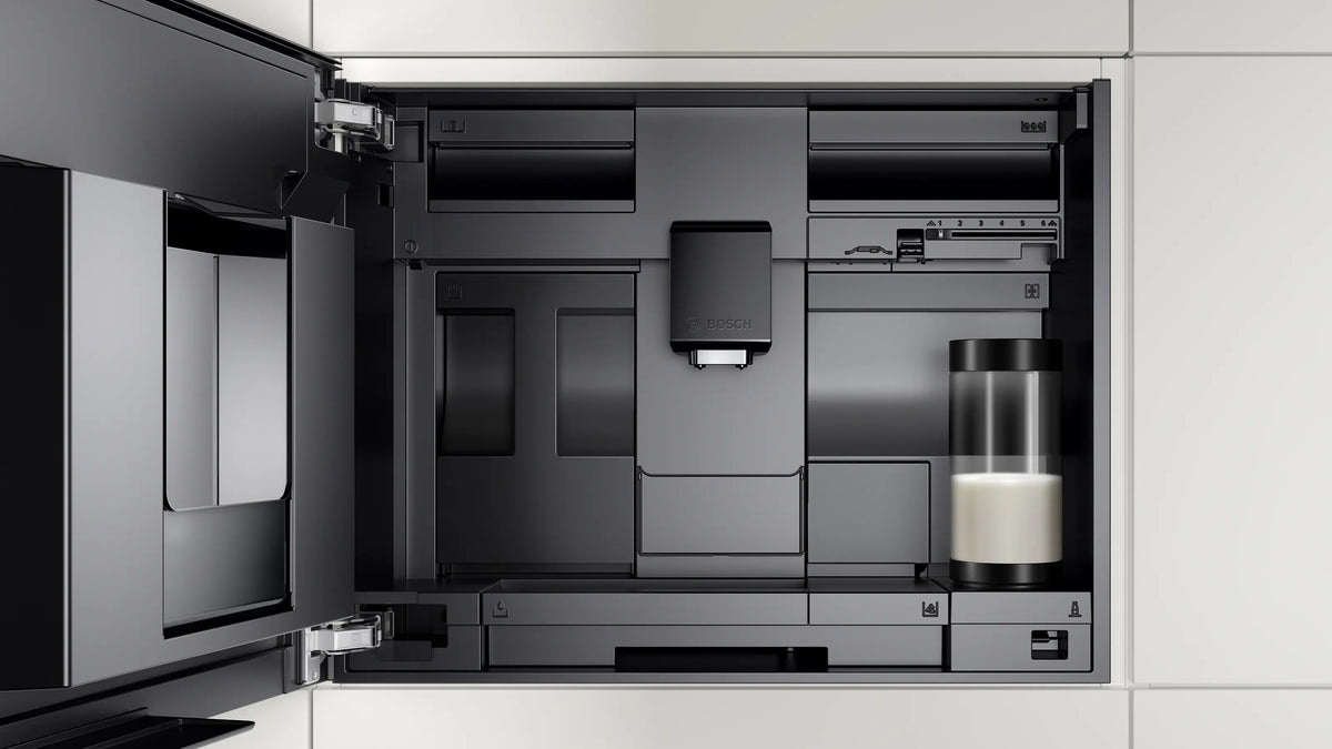 Bosch Series 8 CTL7181B0 Built-In Fully Automatic Coffee Machine in Black