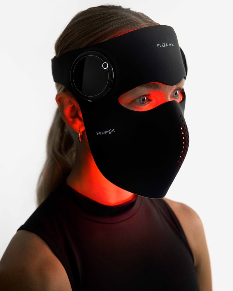 Flowlife Flowlight LED Mask Pro Two Waves Red Light Face Mask - Black - worn