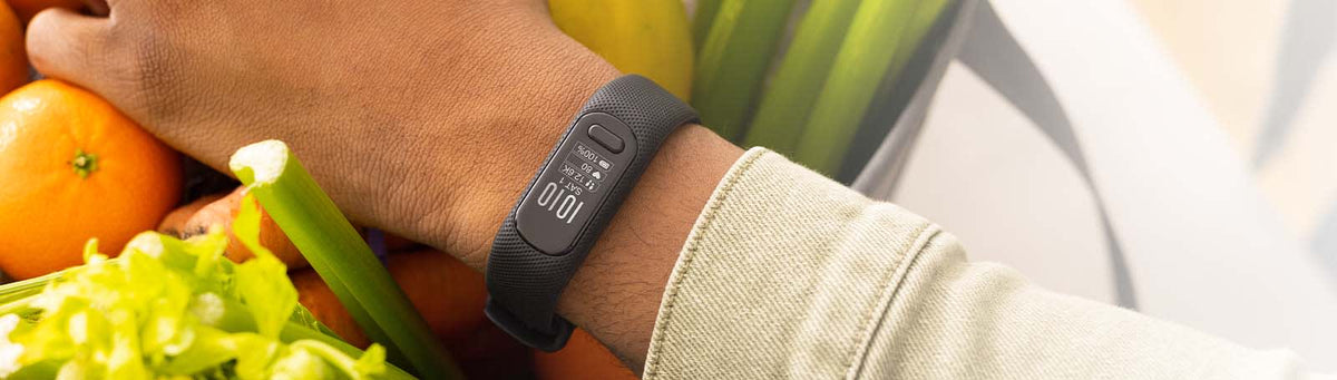 Garmin vivosmart 5 Fitness Tracker - lifestyle