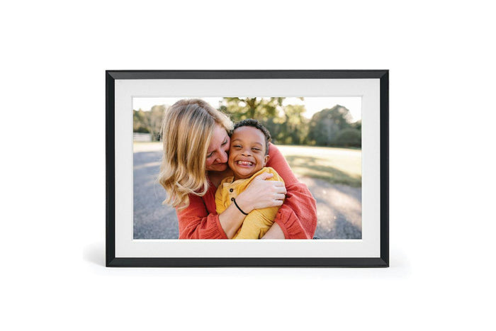 Aura Carver 10.1" Digital Photo Frame with Mat – Clay | AF905-MBLK