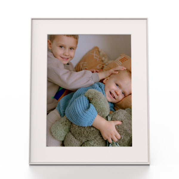 Aura Walden 15" HD Photo Frame – Clay with Paper Mat | AF115-MWHT