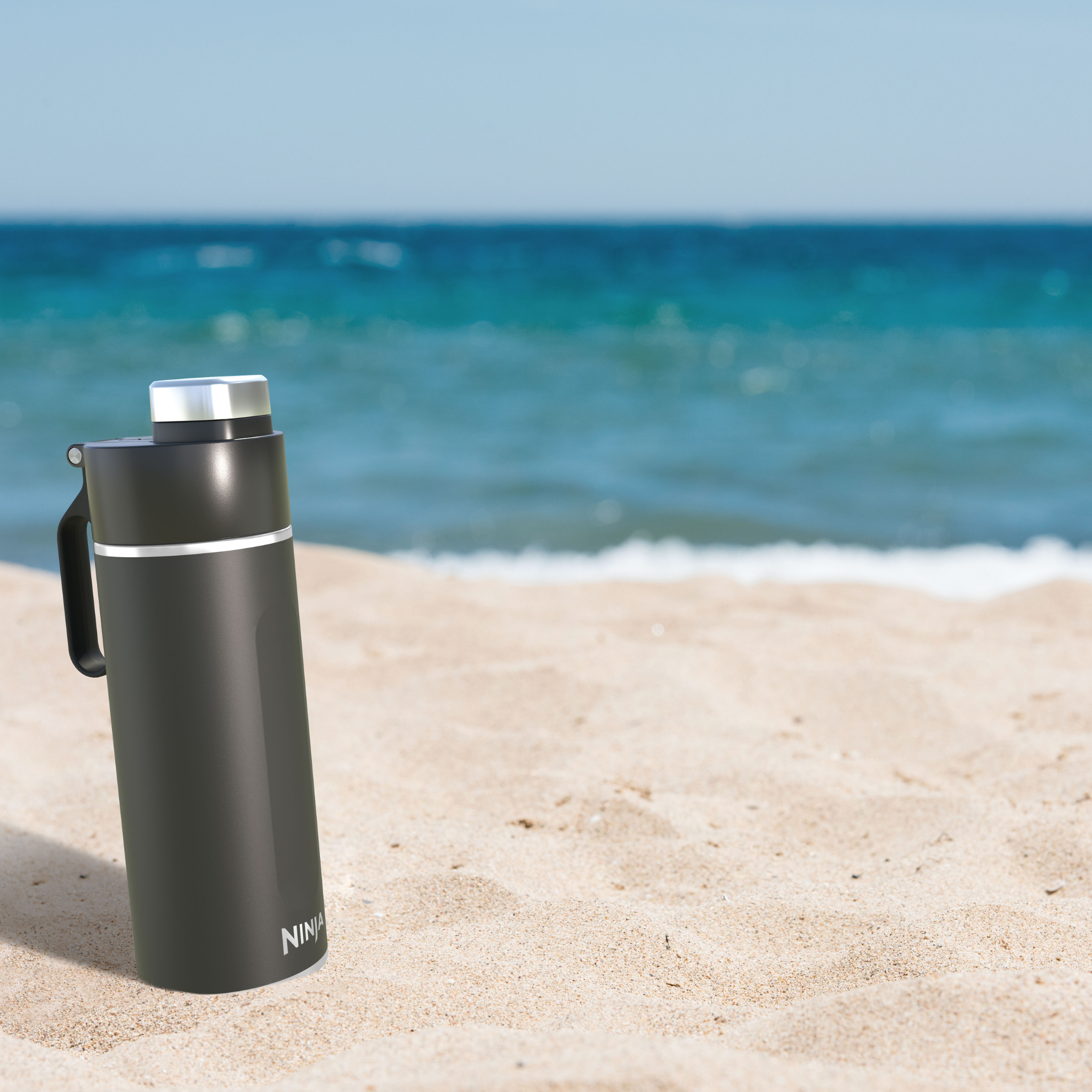 Ninja Thirsti Insulated Travel Bottle 700ml Black product image