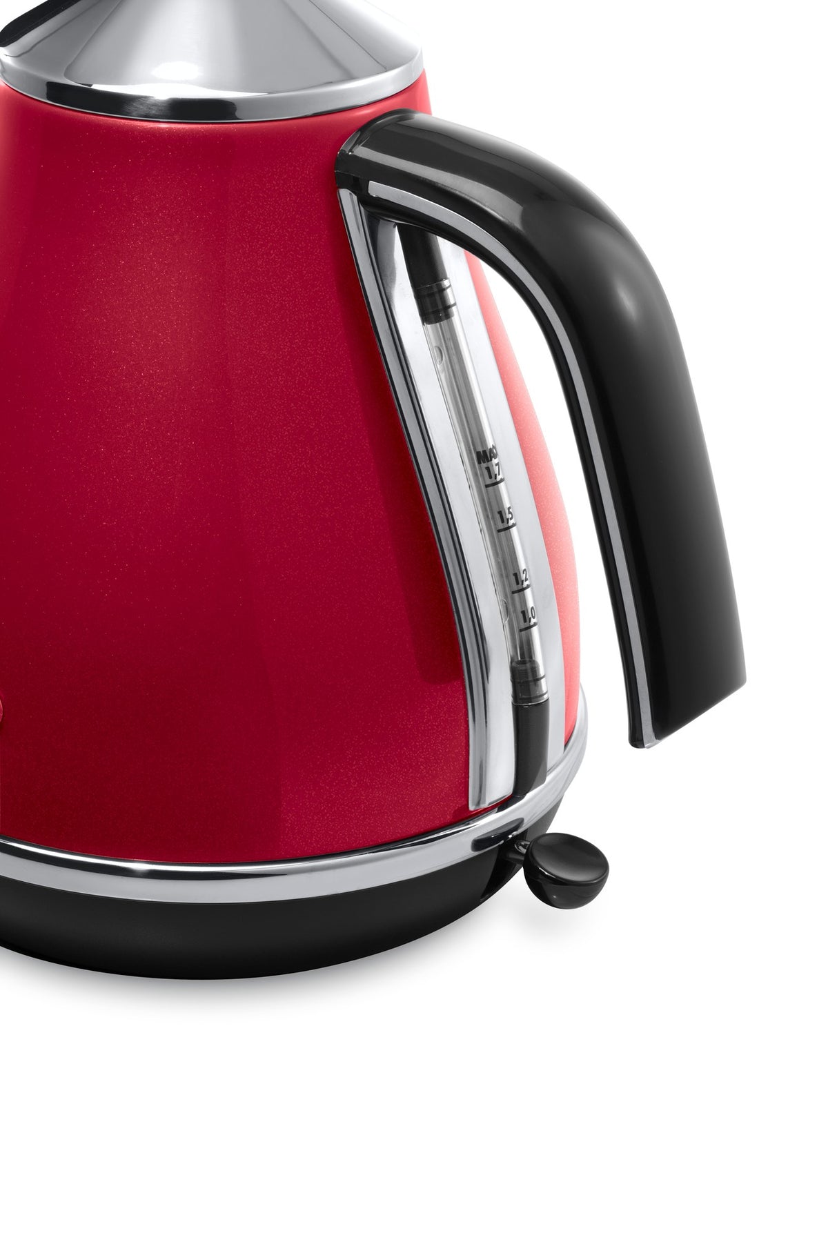 De'Longhi 1.7L Kettle - Red - water level window close-up