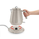 De’Longhi Eclettica Kettle – Beige | KBY3001.BG