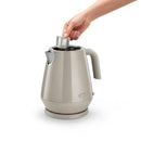 De’Longhi Eclettica Kettle – Beige | KBY3001.BG