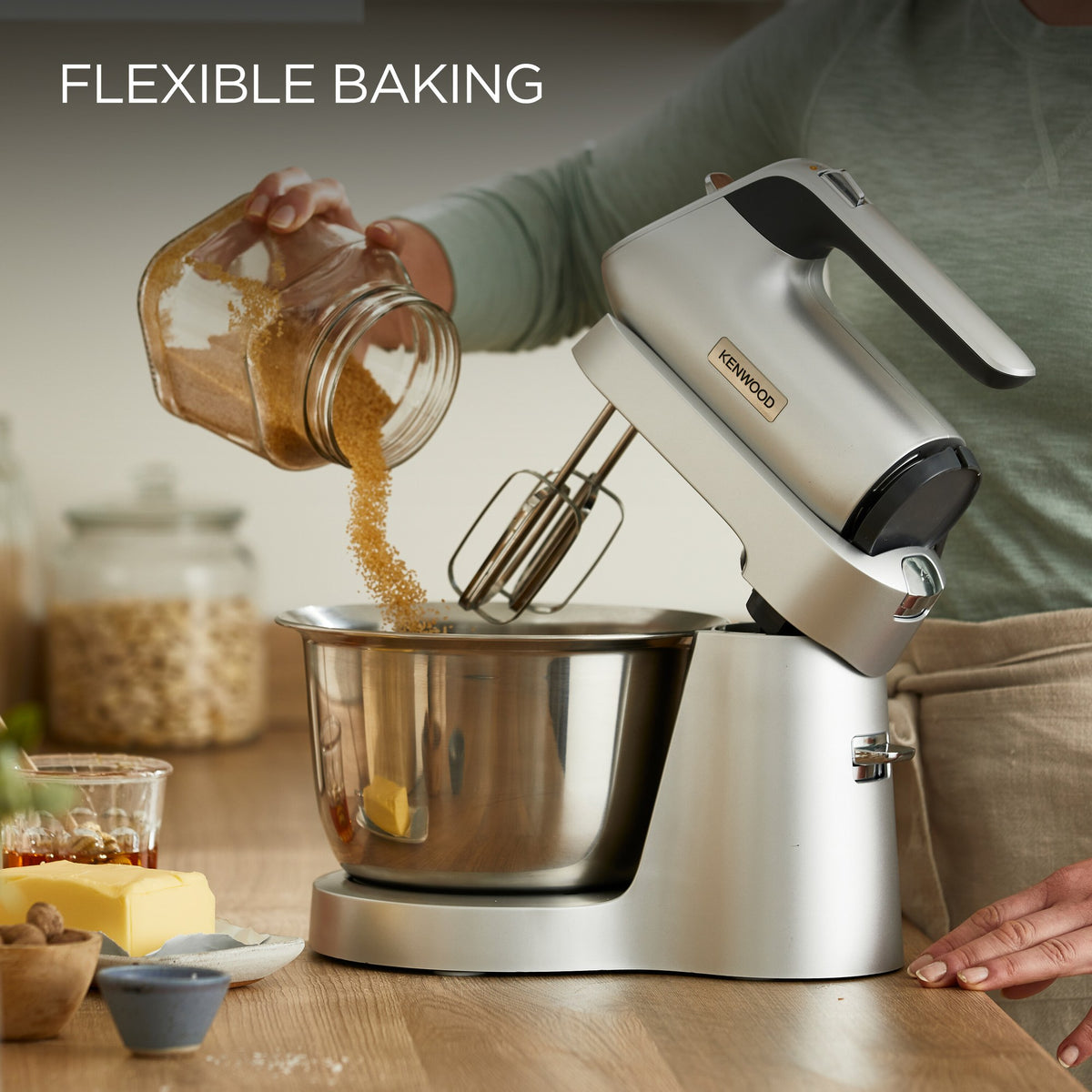 Kenwood Chefette Mixer - Silver - flexible baking in the kitchen