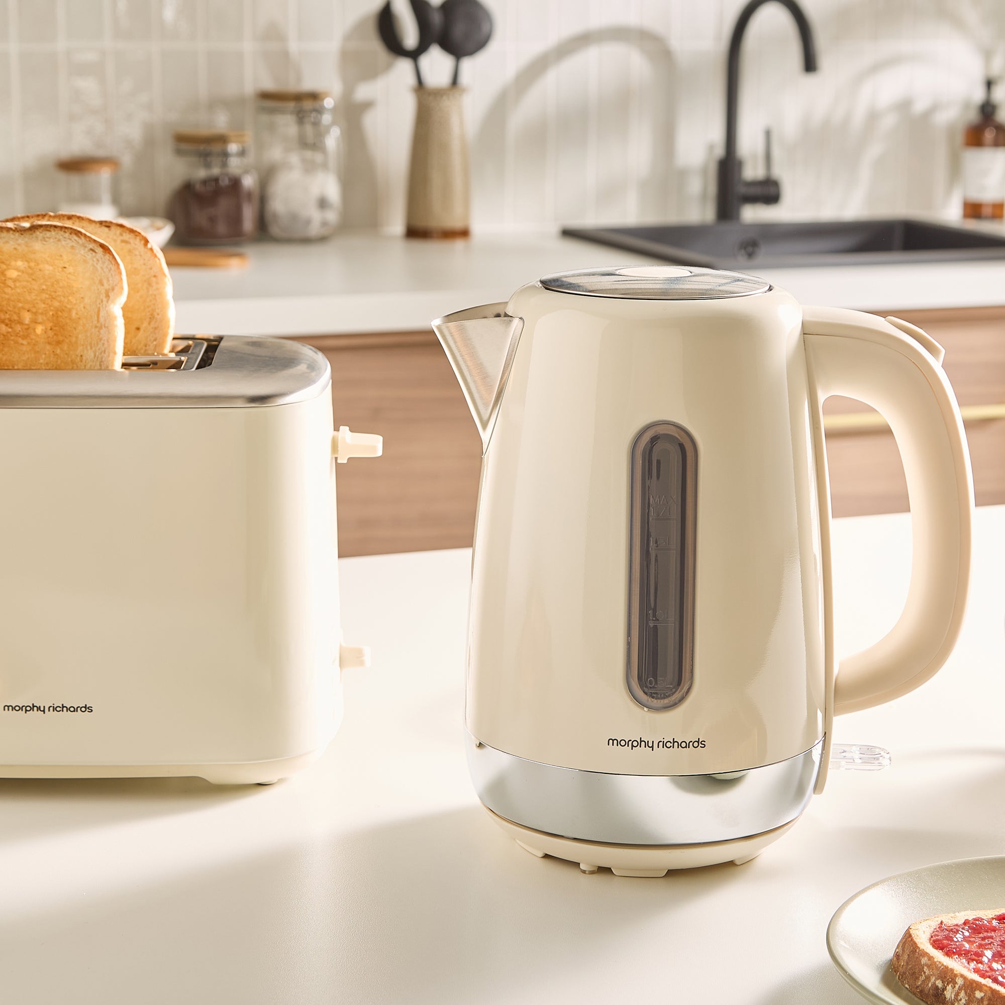 Morphy Richards Equip Kettle 1.7L Cream product image