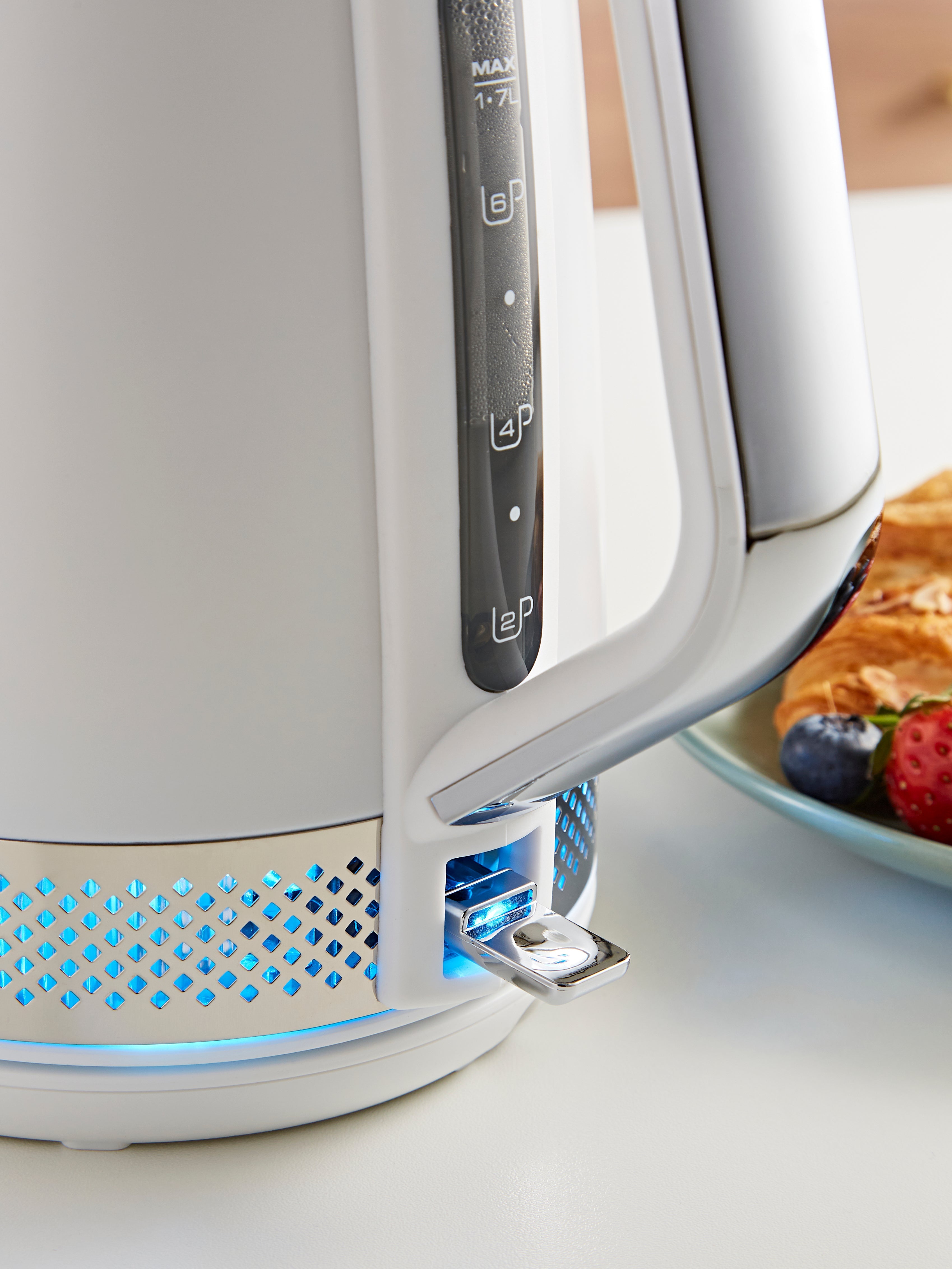 Morphy Richards Illumination Kettle 1.7L White product image