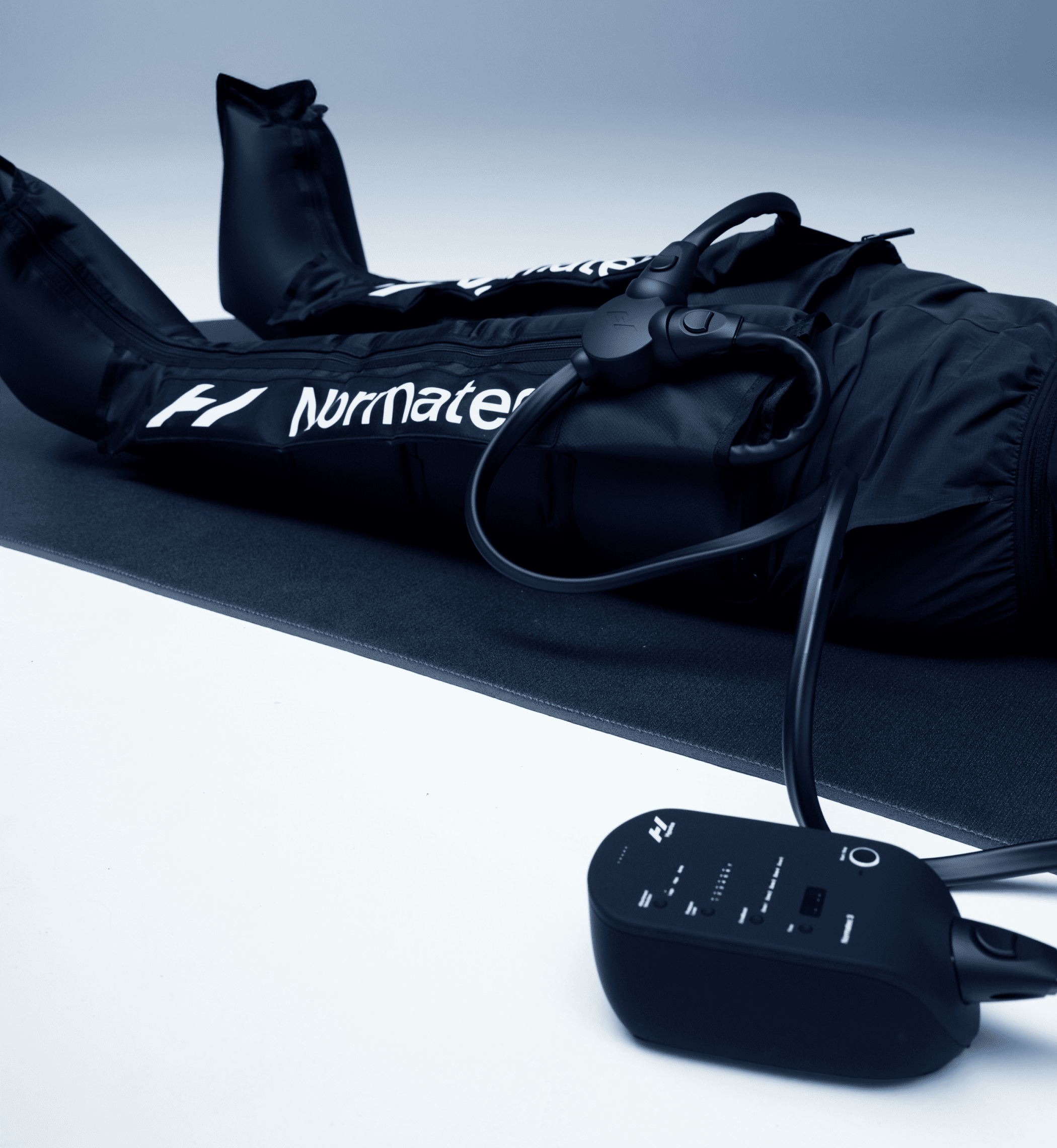 Hyperice Normatec 3 Legs system — additional angle