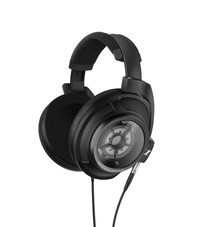Sennheiser HD 820 Closed-Back Headphones — hero three-quarter view
