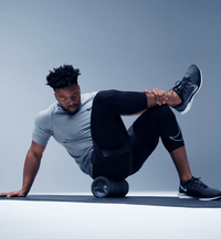 Hyperice Vyper 3 black foam roller — detail view