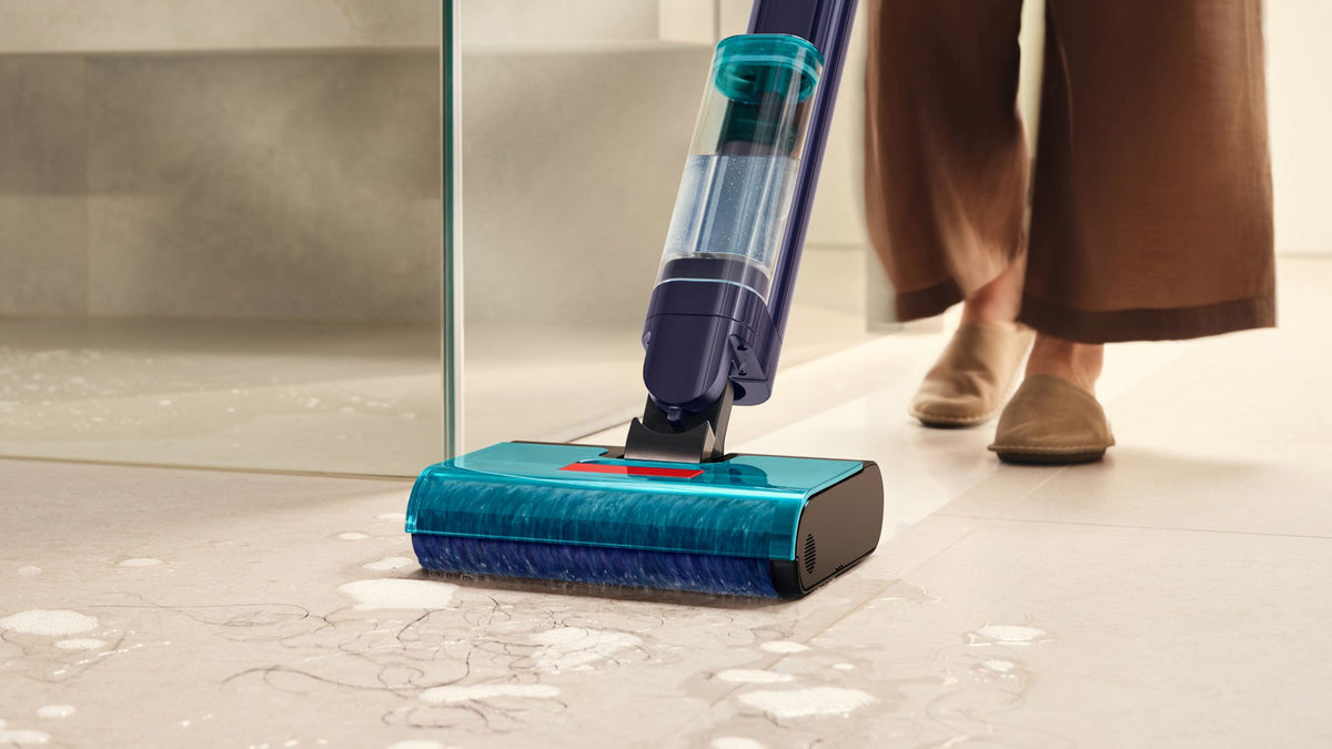 Dyson Clean+Wash Hygiene Hard Floor Cleaner - Copper/Prussian Blue - picking up hair and wet mess