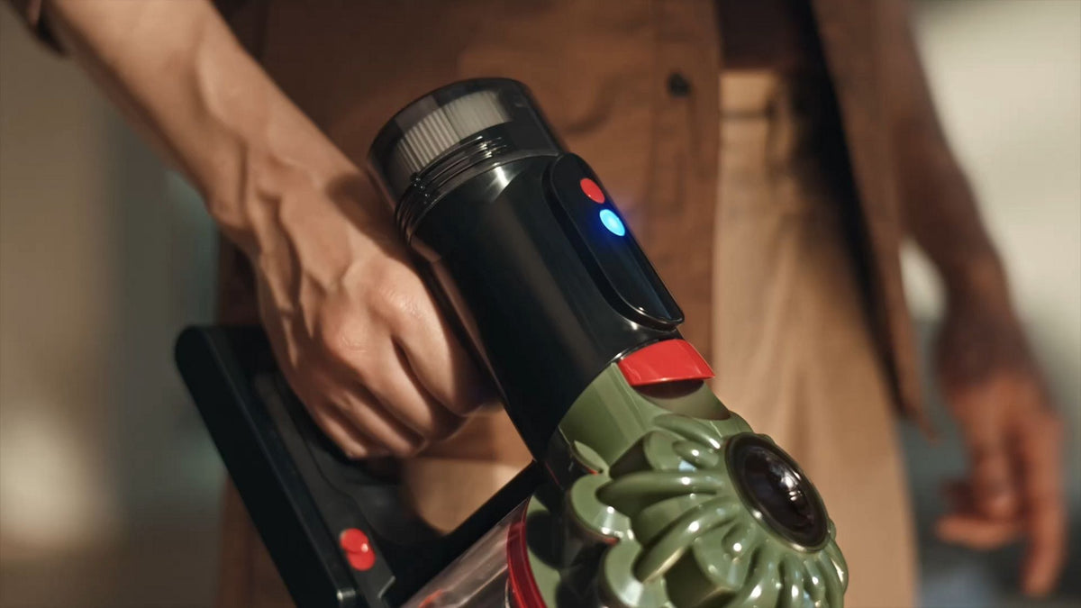 Dyson V8 Cyclone Cordless Vacuum Cleaner - handheld with crevice tool