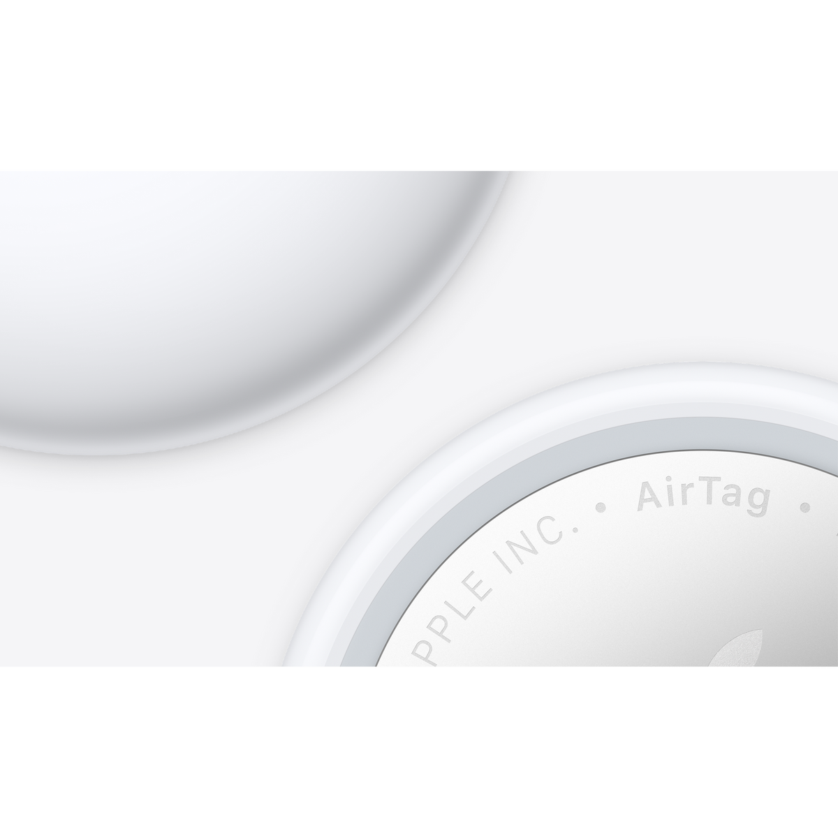 Apple AirTag (2nd Generation) 1 Pack - front and back