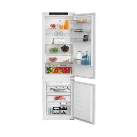 Blomberg Integrated 70/30 Combi Fridge Freezer | KNM4553Ei