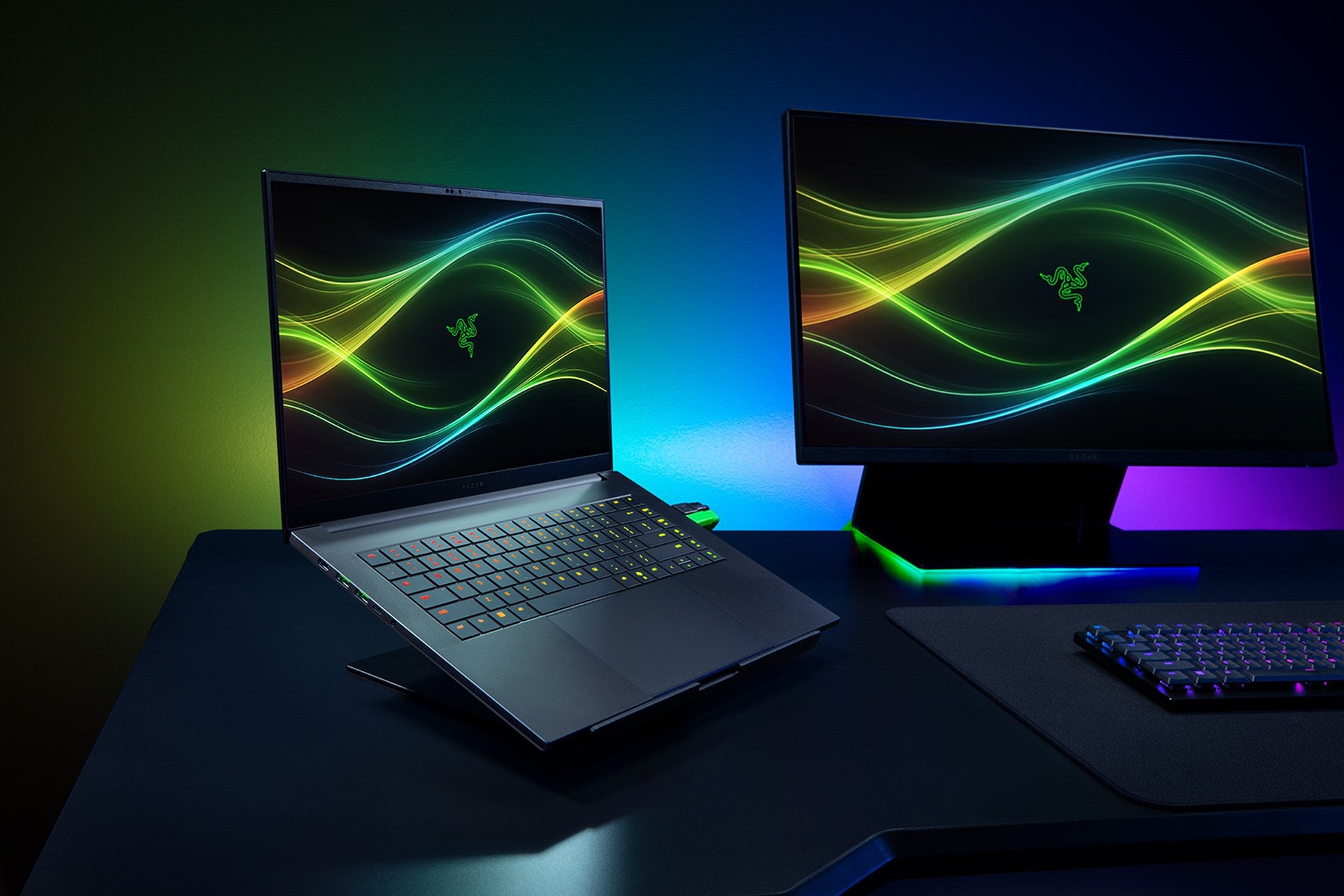 Razer Blade 16 gaming laptop in Black