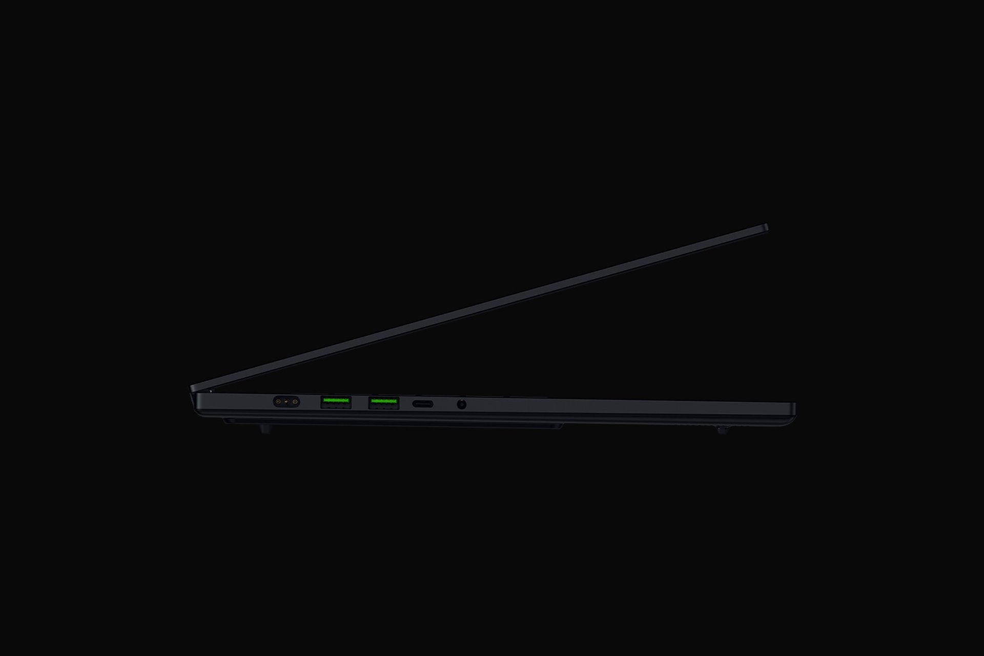 Razer Blade 16 gaming laptop in Black
