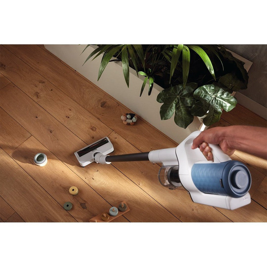Miele Duoflex HX1 12377910 used as a handheld on a wooden floor