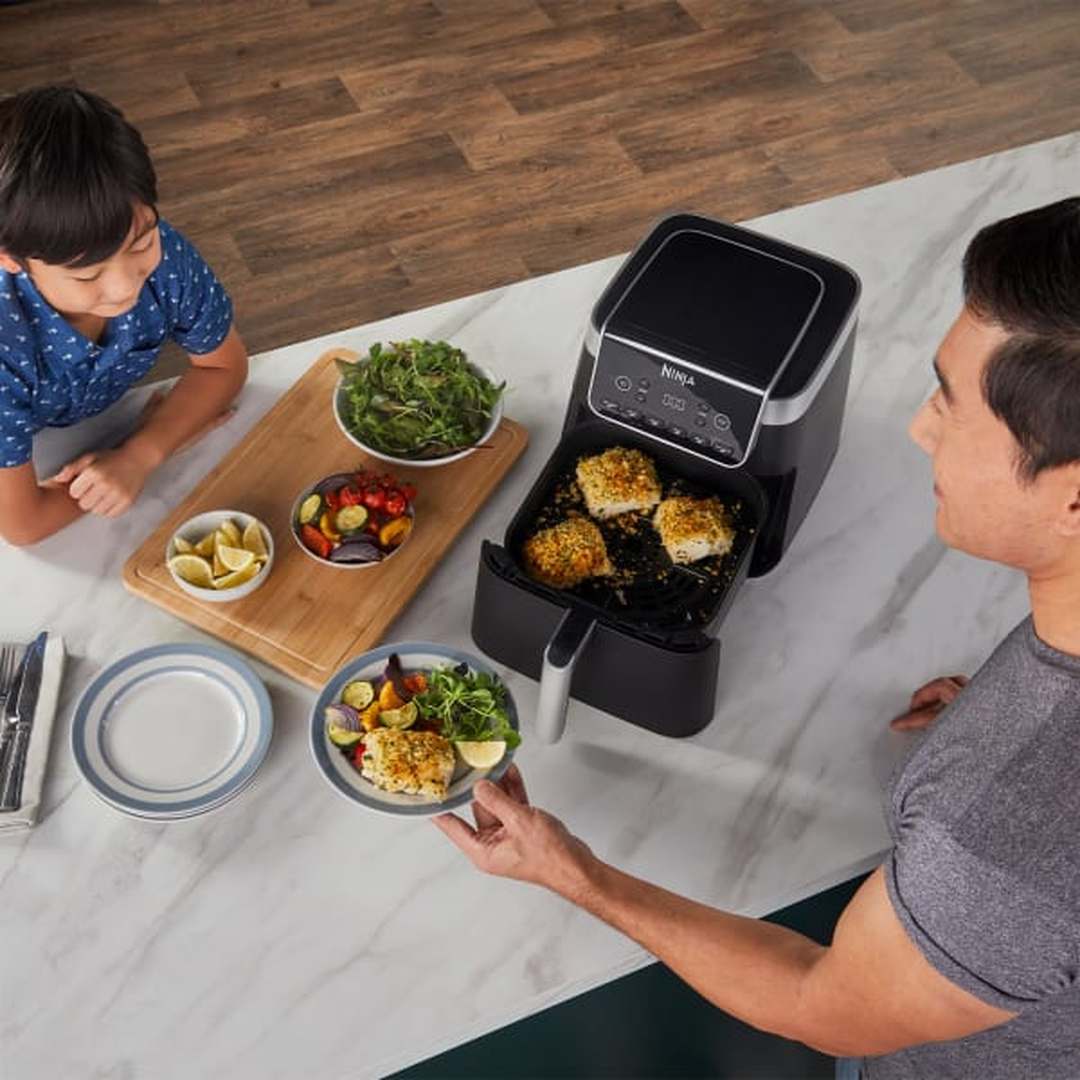 Ninja Air Fryer MAX PRO 6.2L | AF180UK Ninja Air Fryer Euronics Ireland